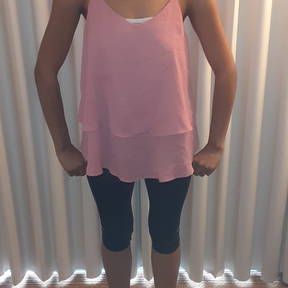 Annabelle size M pink tank top